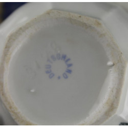 Service à café  à fleurs bleues, 11 pièces