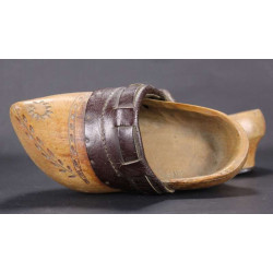 Ancienne Paire de Petits Sabot Régionales d'Enfants