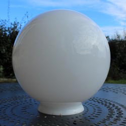 Boule-opaline-blanche-20-cm-luminaire-plafonnier