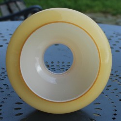 abat-jour-globe-opaline-jaune-98mm-luste-vintage