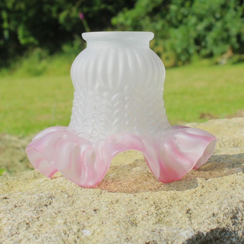 abat-jour-verre-dépoli-volant-rose-forme-tulipe-de-rechange