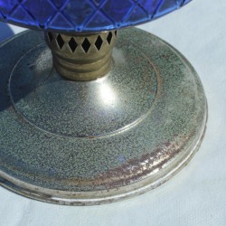 ancienne-lampe-à-pétrole-bleue