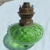 ancien-réservoir-de-lampe-à-pétrole-couleur-verte