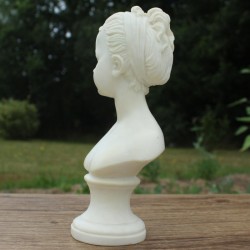 buste de Louise, 20 cm, en albâtre