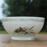 décor de fleurs champêtre pour ce bol en porcelaine