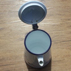 détail cafetière lapin