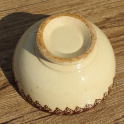 Ancien bol beige à frise marron vaisselle campagnarde