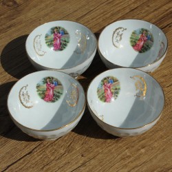 Bol scène galande et motifs dorés vintage France porcelaine