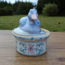 Terrine canard céramique bleu et rose vintage