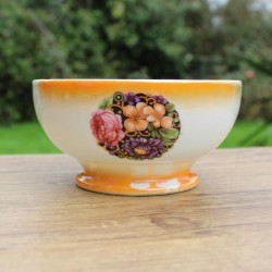 bol en porcelaine nacré fleurs