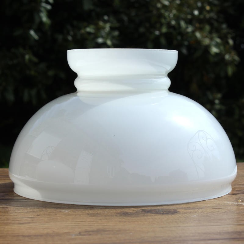 globe opaline blanc de 24 cm de diamètre pour luminaire vintage