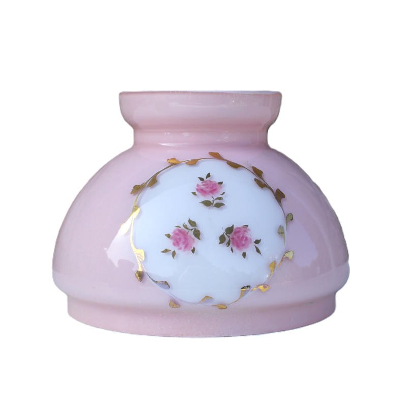 abat-jour globe en verre rose à petites fleurs vintage