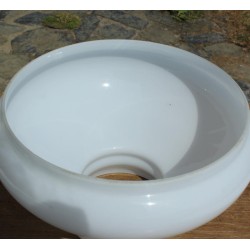 globe opaline blanc 24,5 cm,intérieur