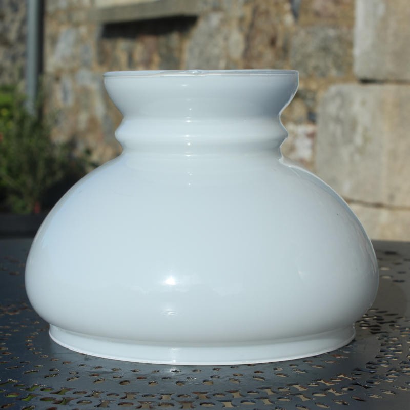 globe opaline blanc, diamètre ouverture 17,7 cm