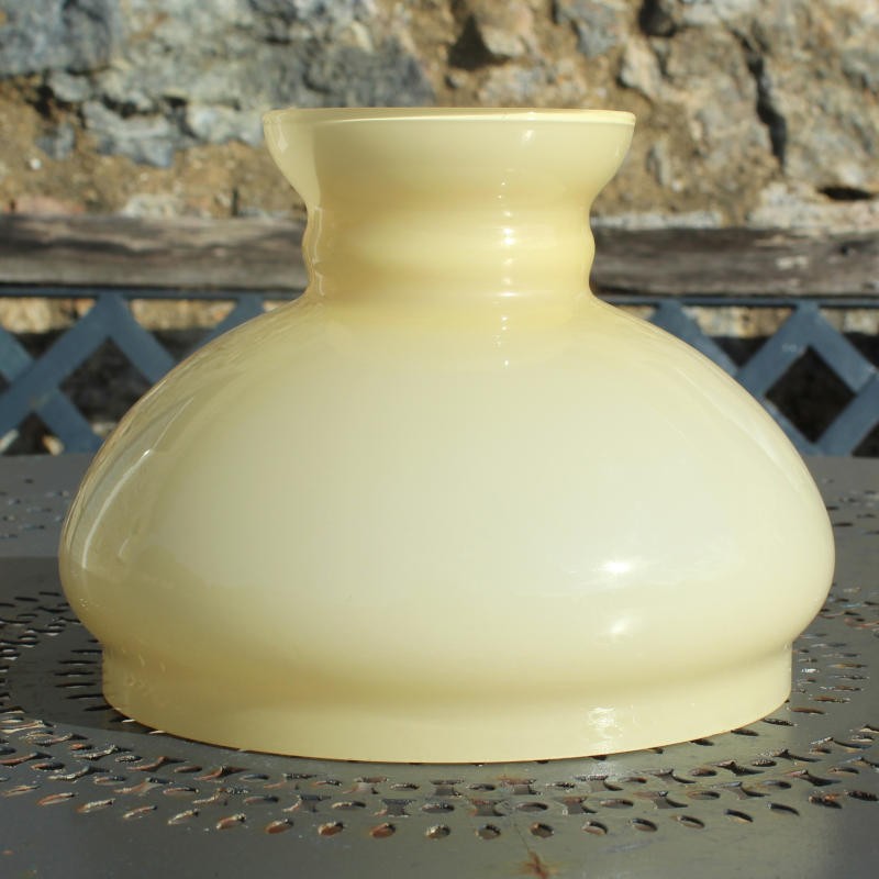 globe opaline jaune, diamètre 17,5 cm (175 mm)