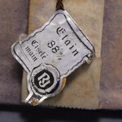 vierge-marie-en-etain-support-velours