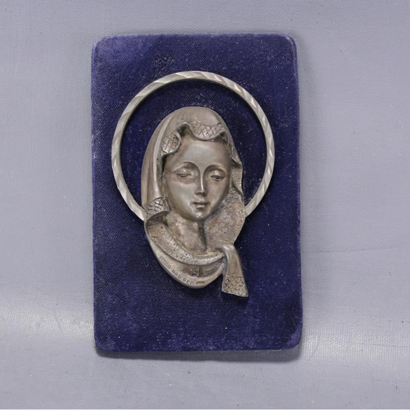 ancienne-vierge-marie-en-etain-support-velours
