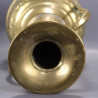 vase-en-laiton-avec-anses-ancien