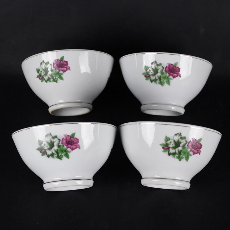 Lot de 4 bols décor de roses