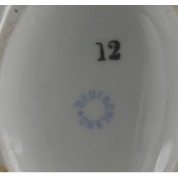 Service à café  à fleurs bleues, 11 pièces